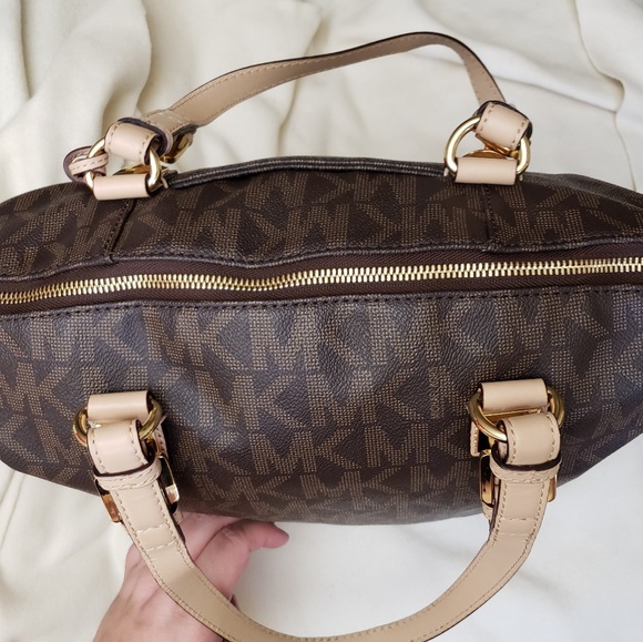 Michael Kors Monogram Brown Convertable - Picture 3 of 8